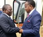 Le président Joseph Kabila et son homologue Denis Sassou Nguesso à Kinshasa. Le président Joseph Kabila et son homologue Denis Sassou Nguesso à Kinshasa. PRESSE PRESIDENTIELLE.